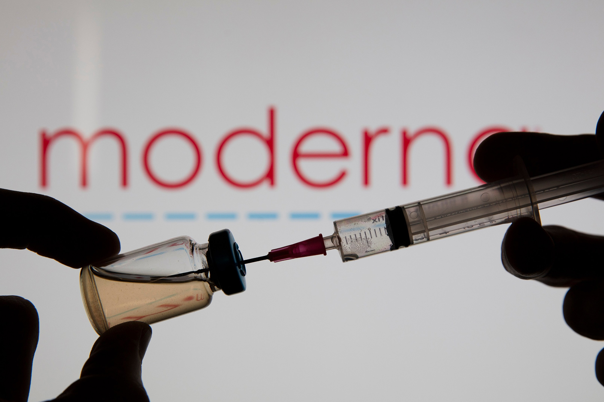 Lee más sobre el artículo Vacuna Moderna: 5 meses después de la segunda dosis sigue siendo eficaz